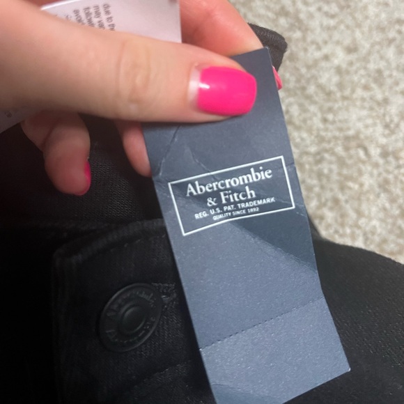 NWT Abercrombie & Fitch High Rise Skinny Jean Black Size 2R 26 Regular New - Picture 10 of 11